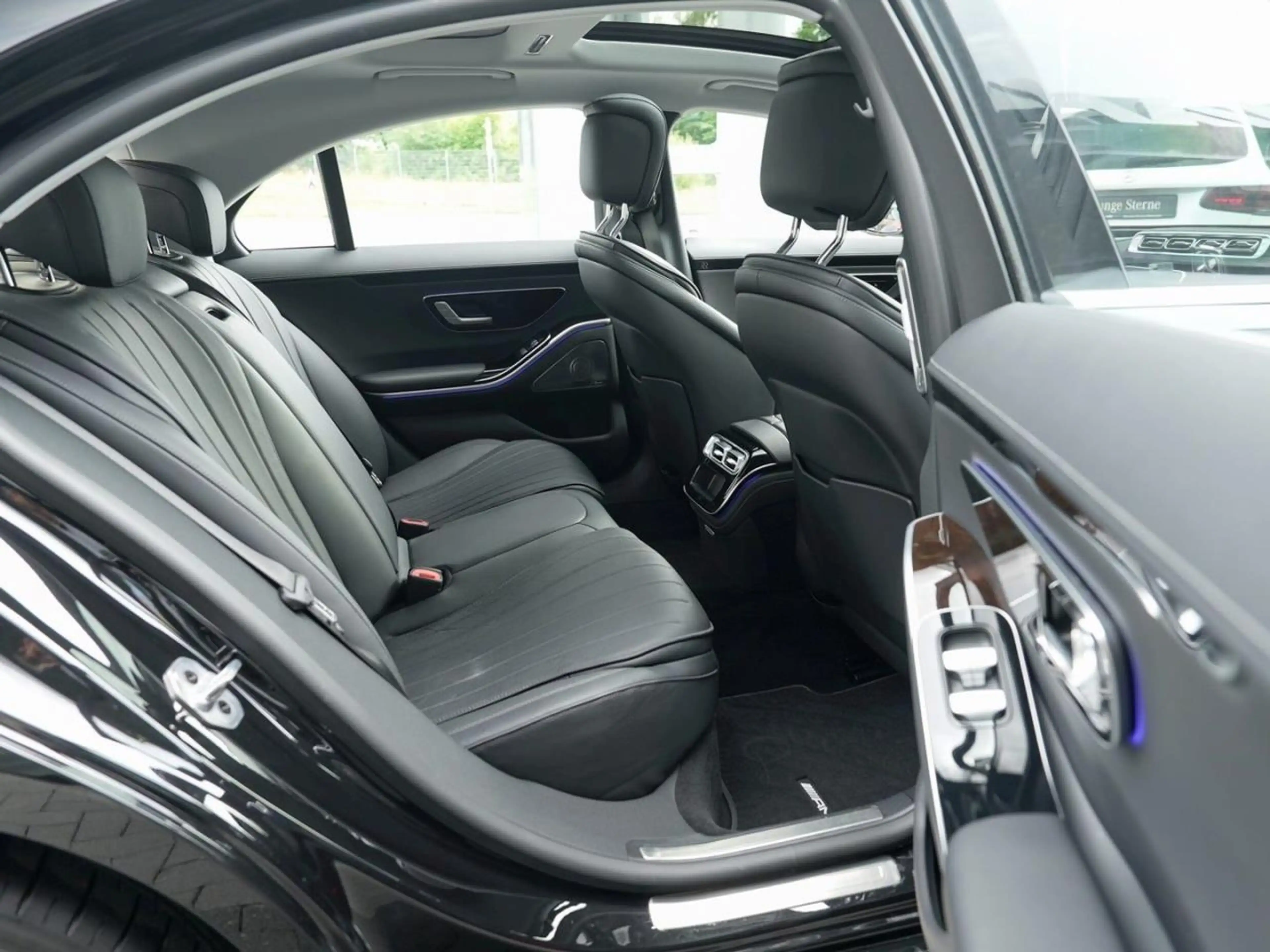Mercedes-Benz S 500 4M Limousine AMG Panorama Distronic Kamera — photo 11