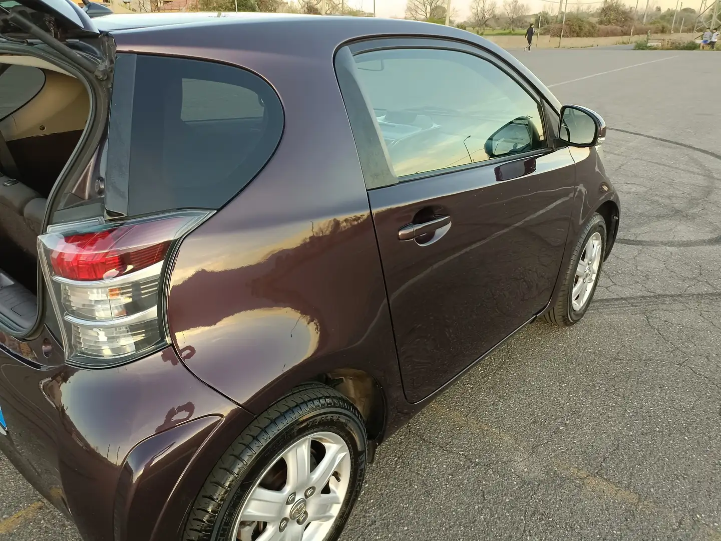 Toyota iQ 1.0 Marrone - 2