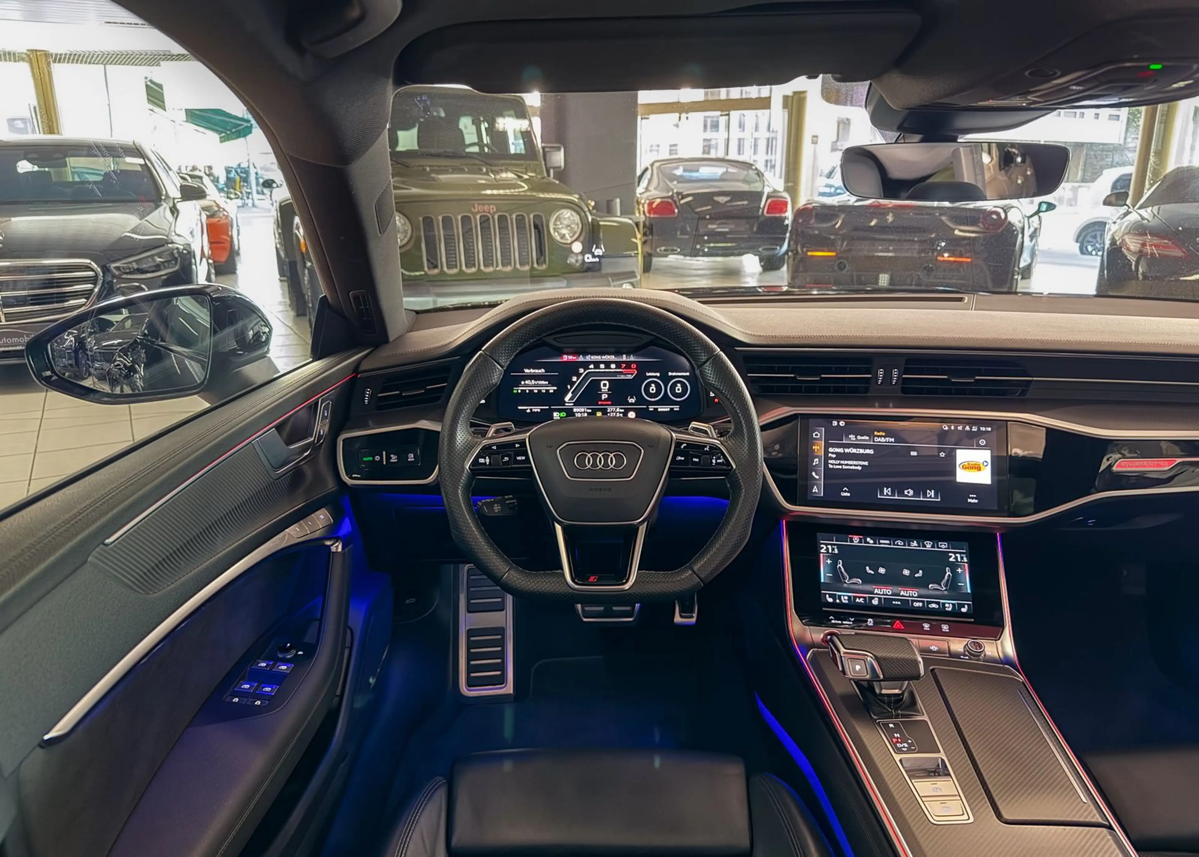 Audi RS7 HUD ACC B&O Pano 305 km/h Keramik TopView — photo 23