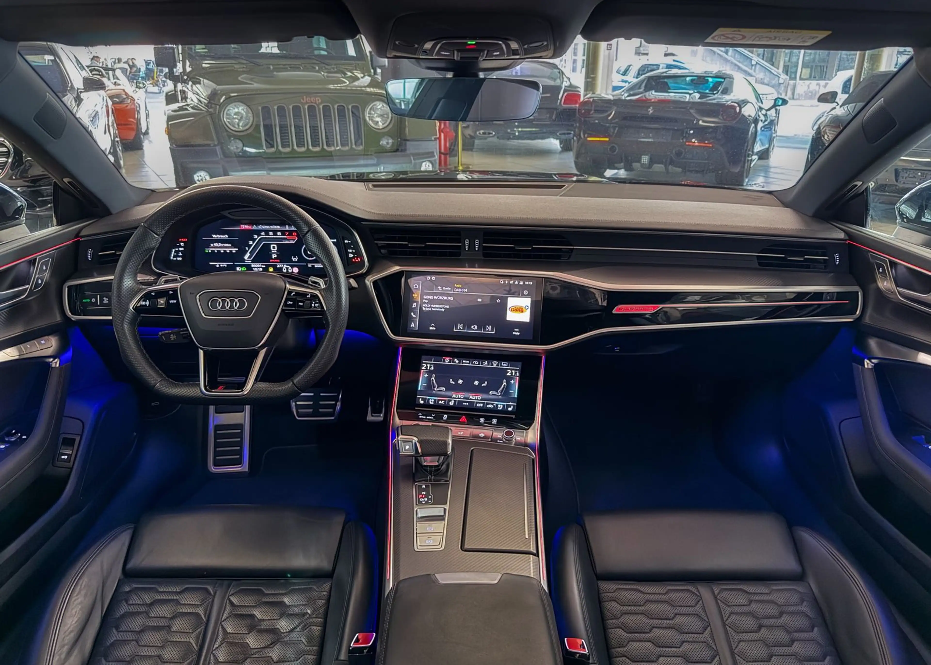 Audi RS7 HUD ACC B&O Pano 305 km/h Keramik TopView — photo 27