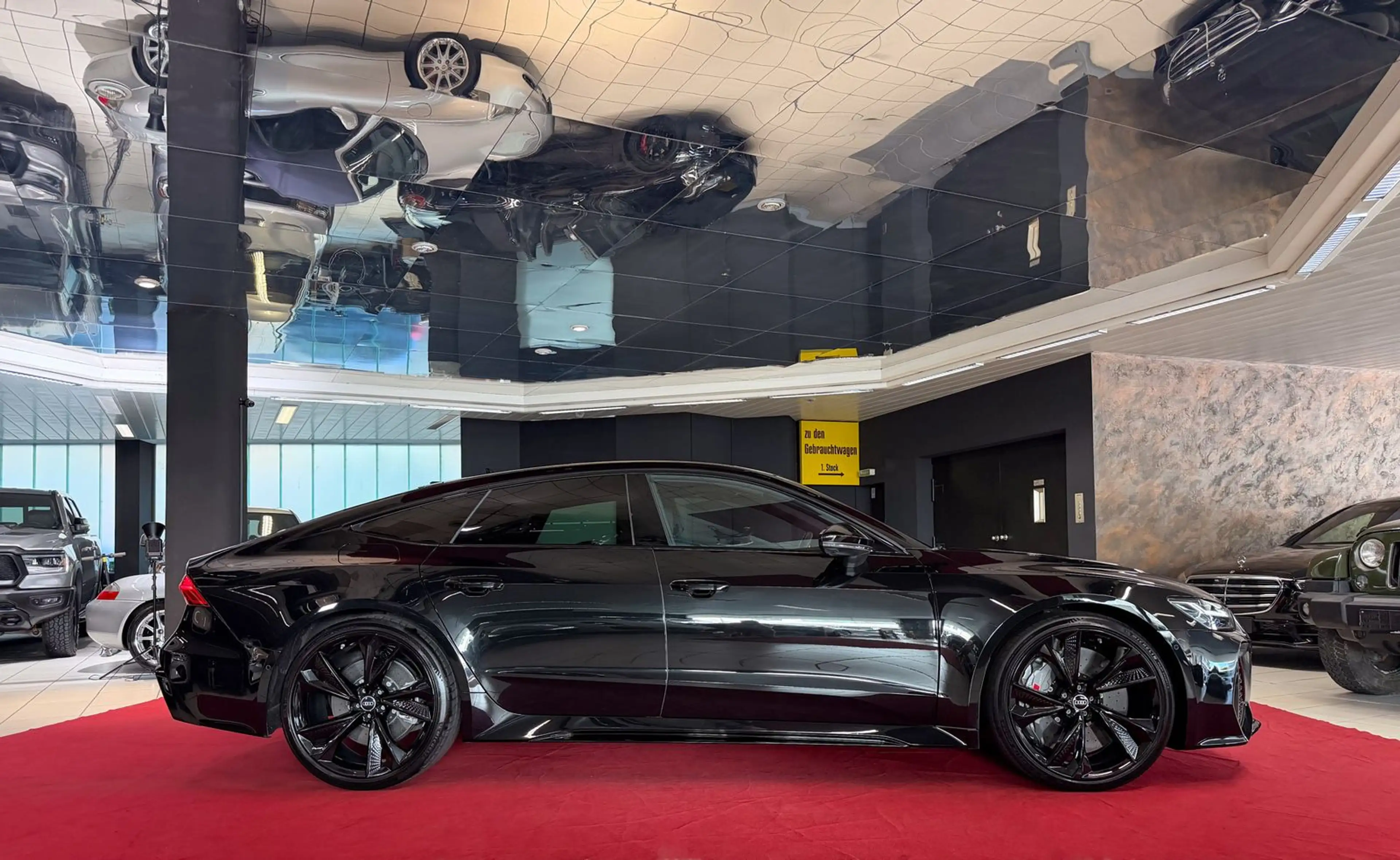 Audi RS7 HUD ACC B&O Pano 305 km/h Keramik TopView — photo 10