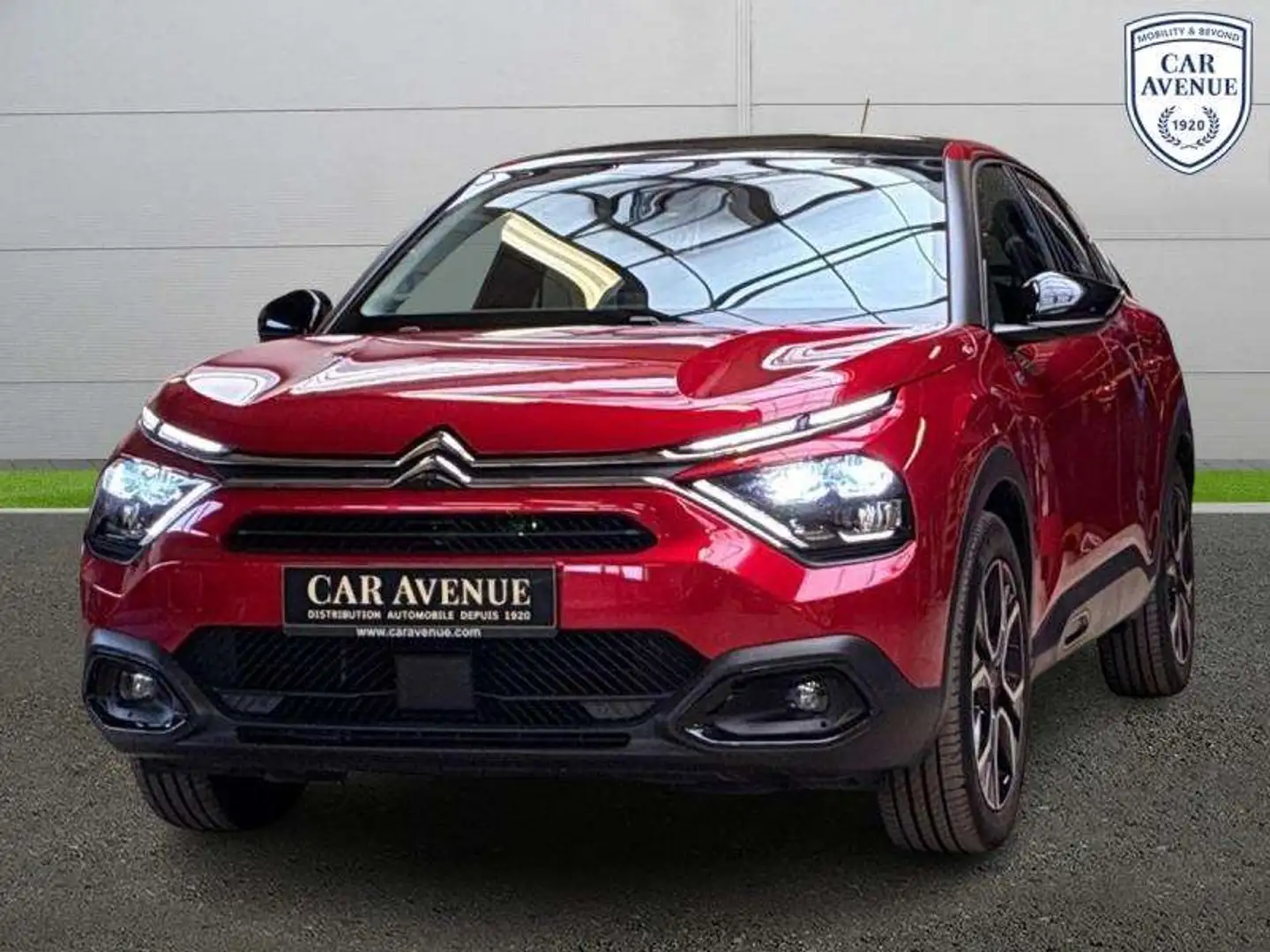 Citroen C4 Moteur électrique 136ch (100 kW) Shine Pack Automatique Rouge - 1