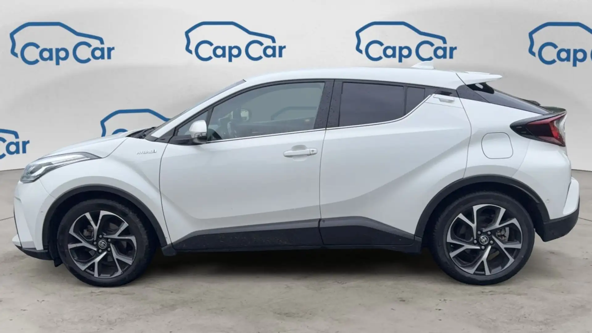 Toyota C-HR 2.0 VVT-i 184 Hybrid CVT Dynamic Blanc - 2