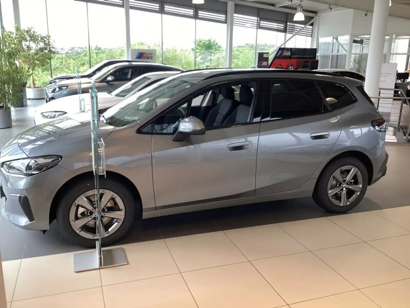BMW 220 i Active Tourer *SOFORT VERFÜGBAR* Gris - 1
