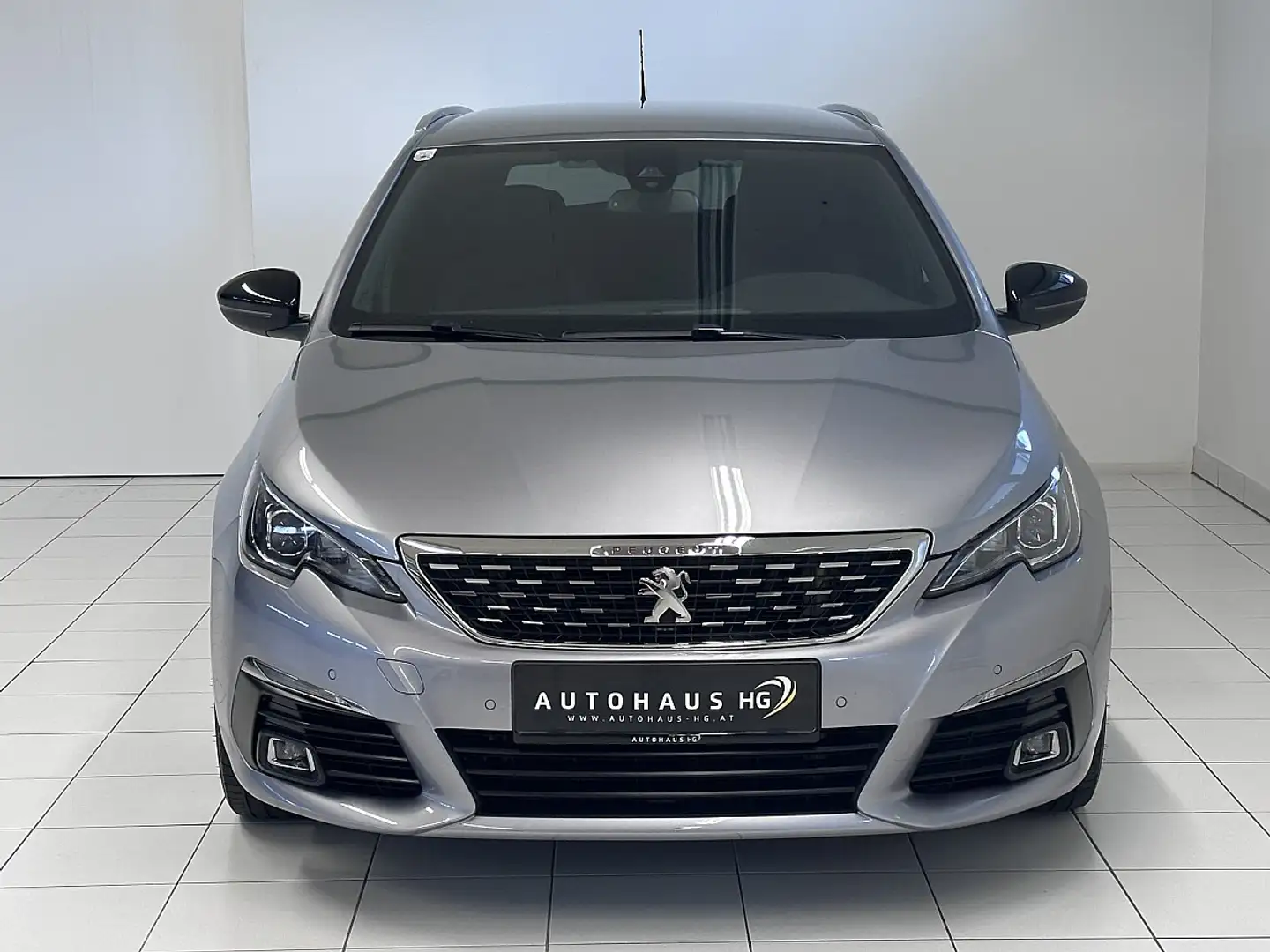 Peugeot 308 SW 1,5 BlueHDI 130 GT Line S&S*LED*MASSAGE*360°... Gris - 2