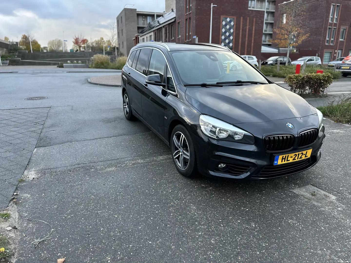 BMW 216 C. L. Sp. 7p. Nieuwe Motor 93000KM!! gelopen Black - 2