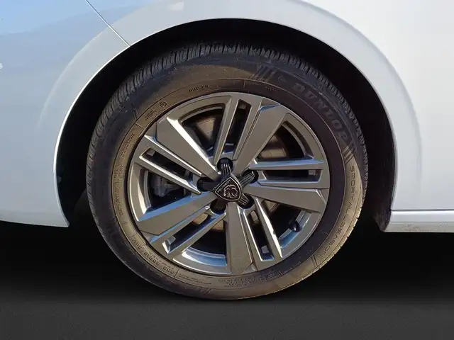 Peugeot 308 view 8