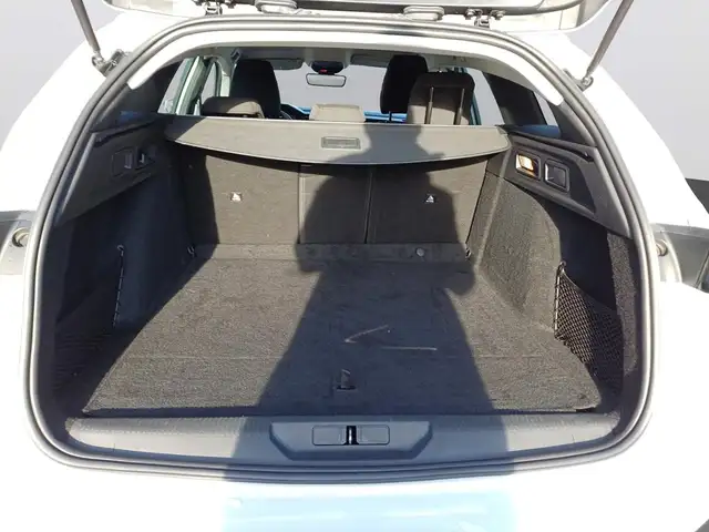 Peugeot 308 view 7