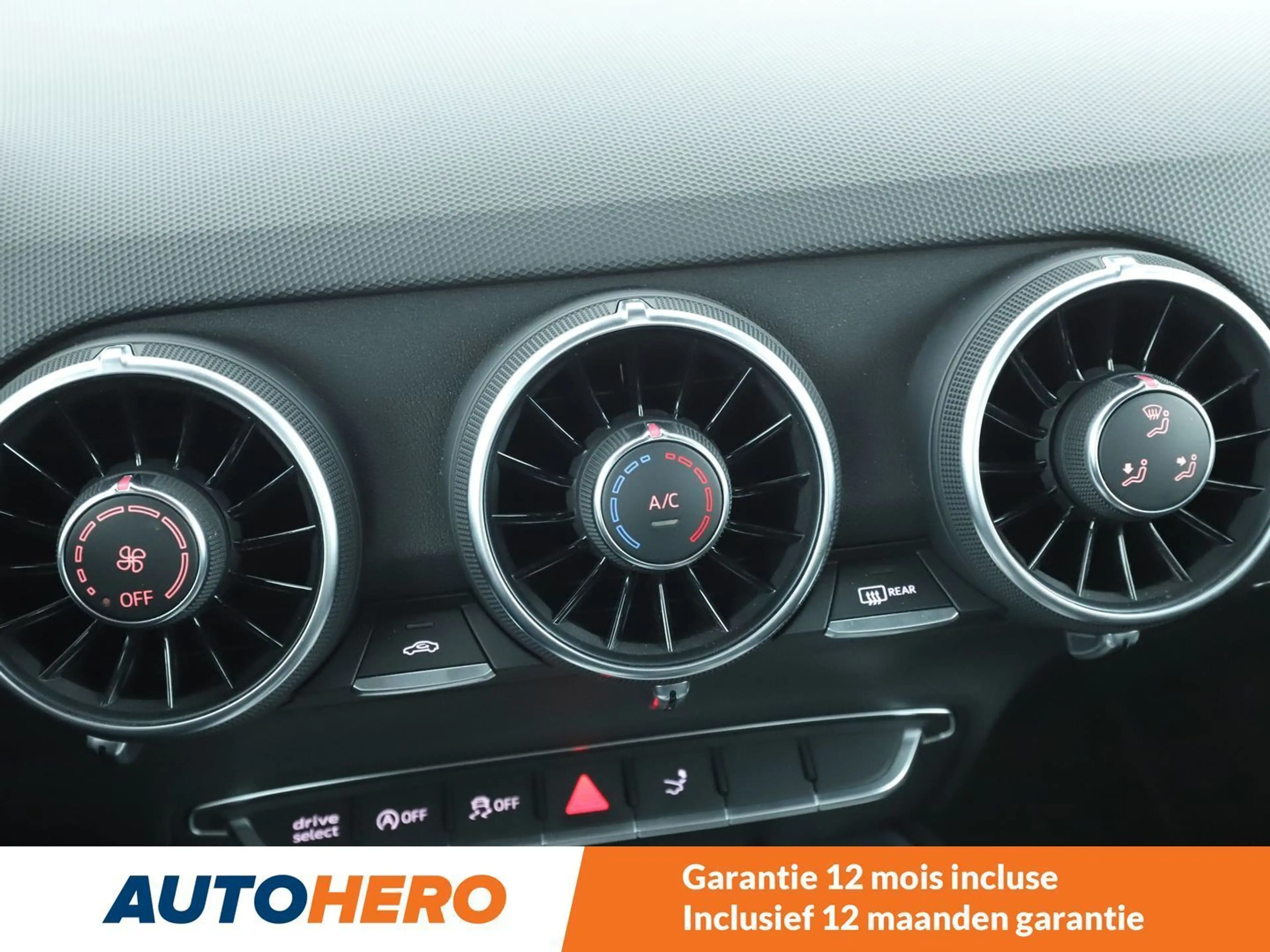 Audi TT 2.0 TFSI Coupe — photo 11