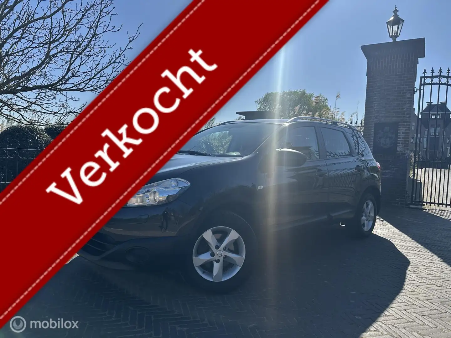 Nissan Qashqai+2 1.6 Visia Noir - 1