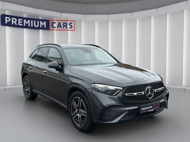 Mercedes-Benz GLC view 7