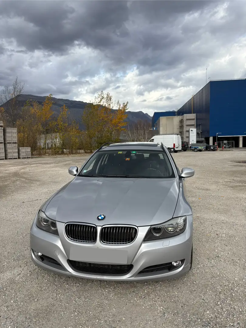 BMW 330 Touring 330d 245 ch Sport Design - 2