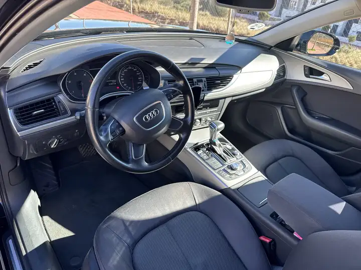 Audi A6 AVANT 2.0 TDI Multitronic 2013, foto 2