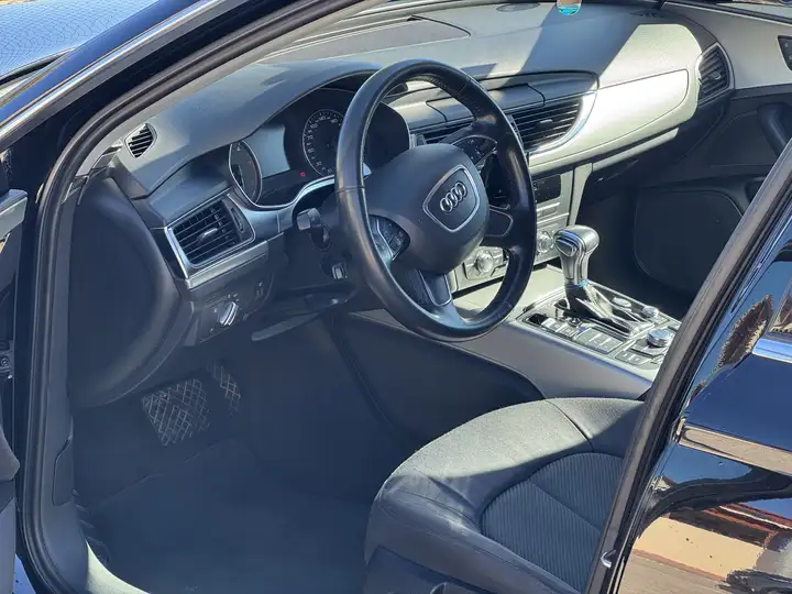 Audi A6 AVANT 2.0 TDI Multitronic 2013, foto 4