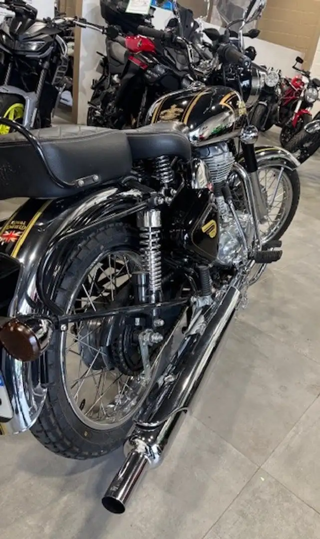 Royal Enfield Classic Schwarz - 2