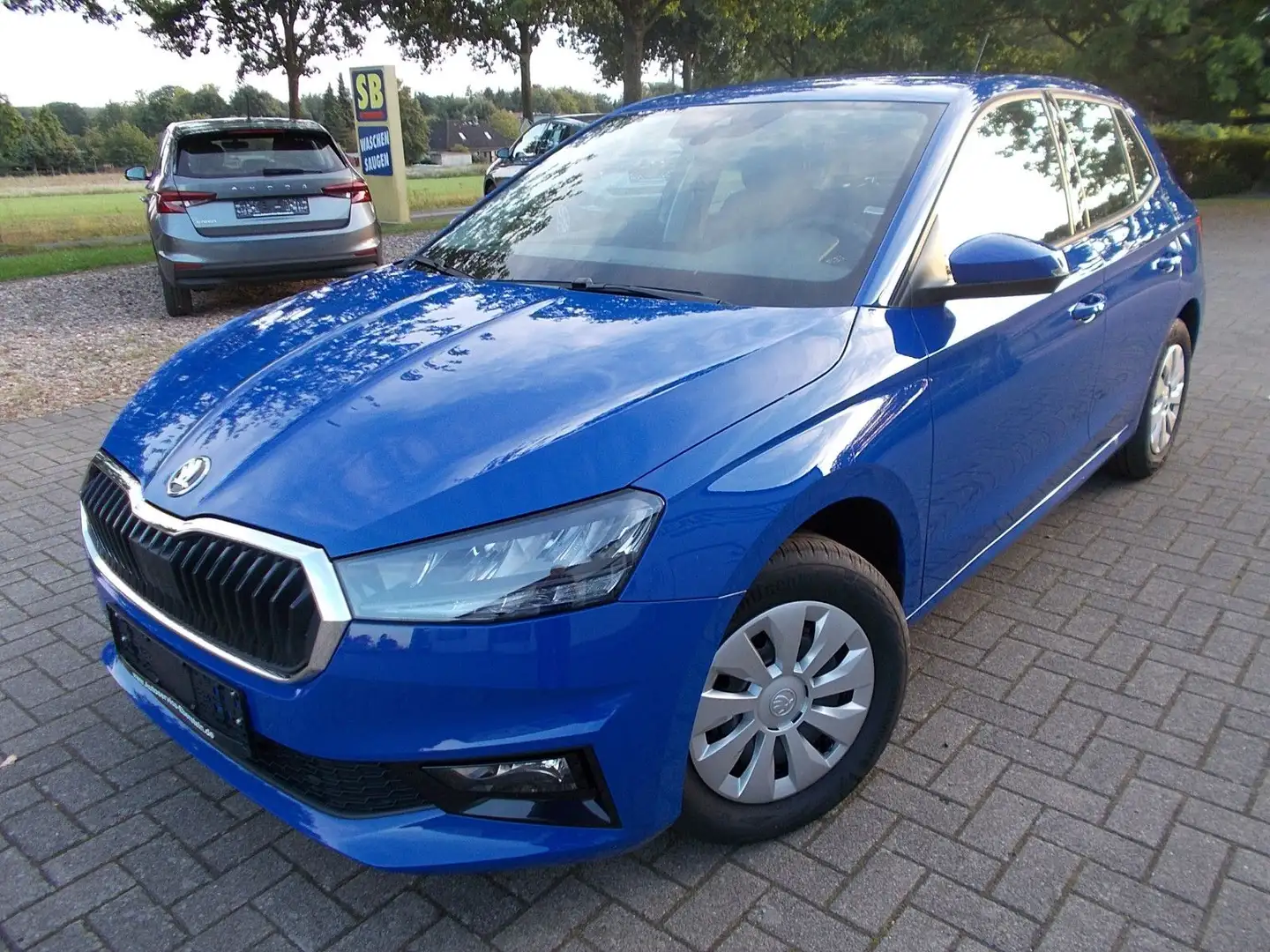 Skoda Fabia AMBITION PLUS SHZ,Klima,Lederl. Azul - 1