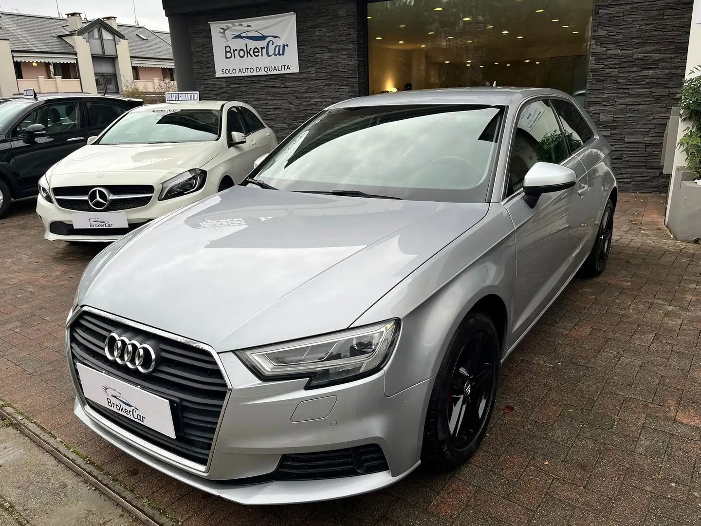 Audi A3 A3 III 2016 3p 1.6 tdi Sport 116cv s-tronic Silber - 1