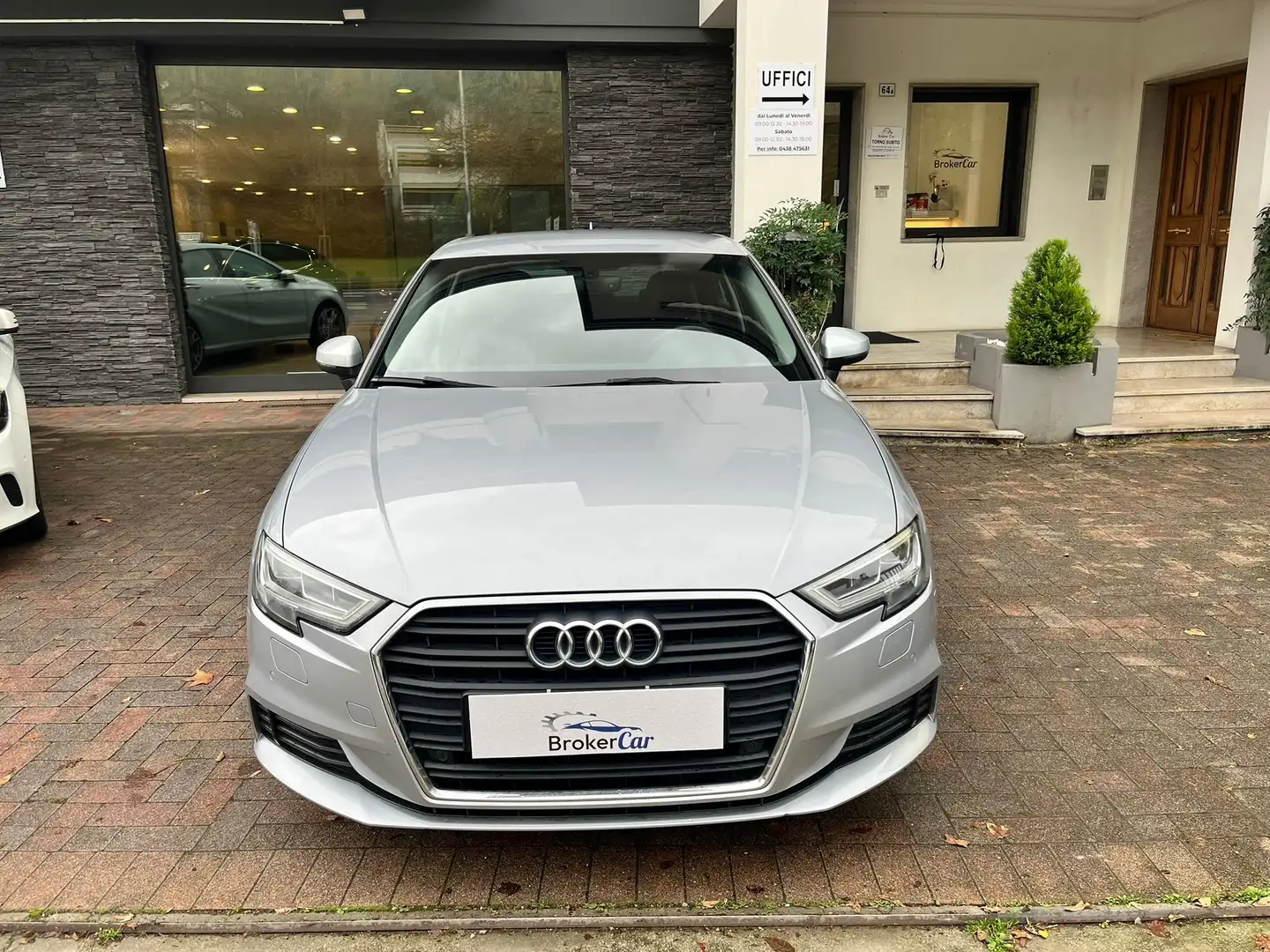 Audi A3 A3 III 2016 3p 1.6 tdi Sport 116cv s-tronic Silber - 2