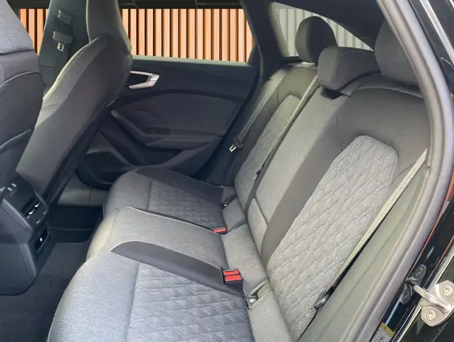 Audi A5 view 10