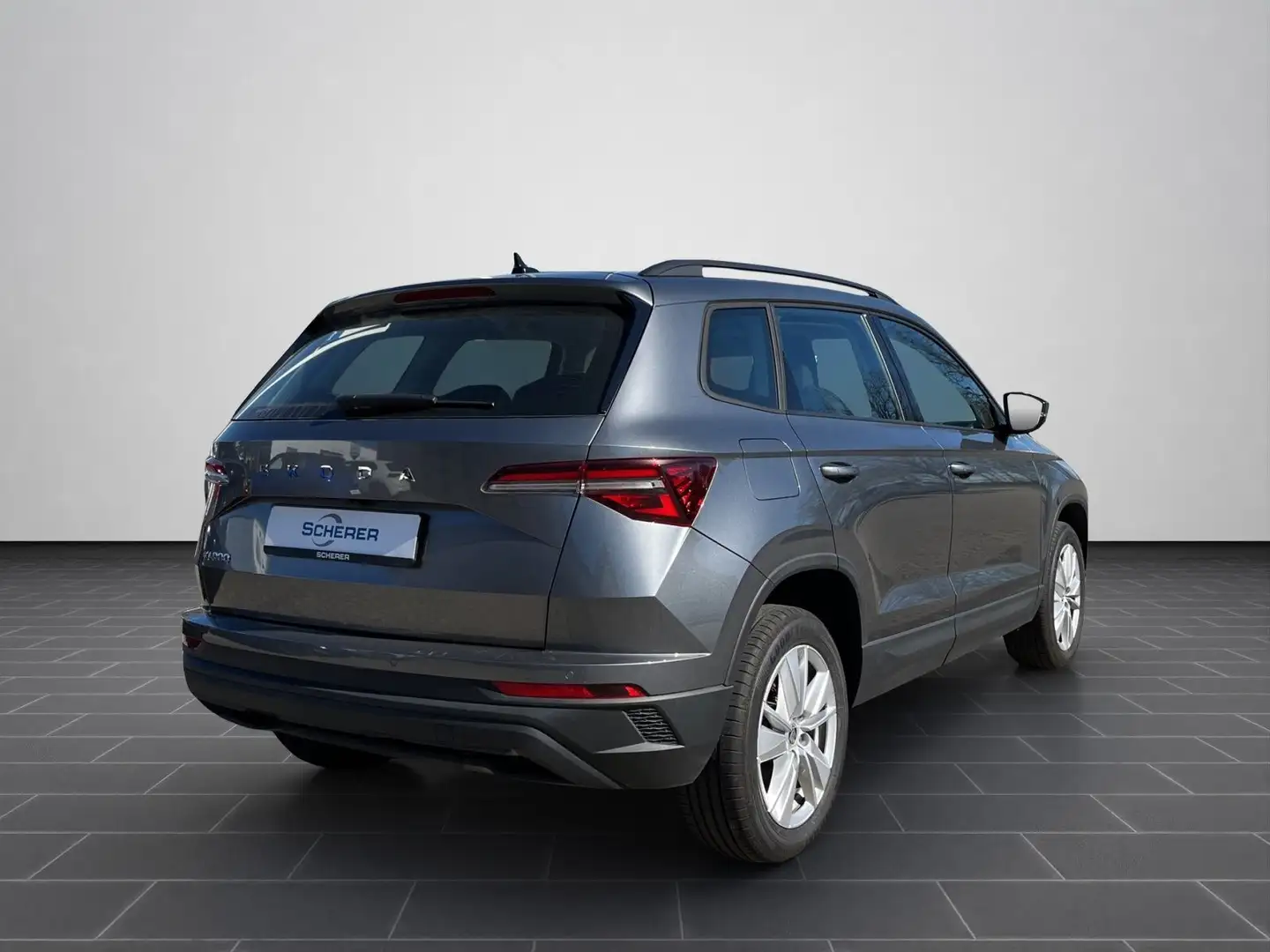 Skoda Karoq 1.5 TSI DSG *Selection* RFK Lane Assist SH Grau - 2