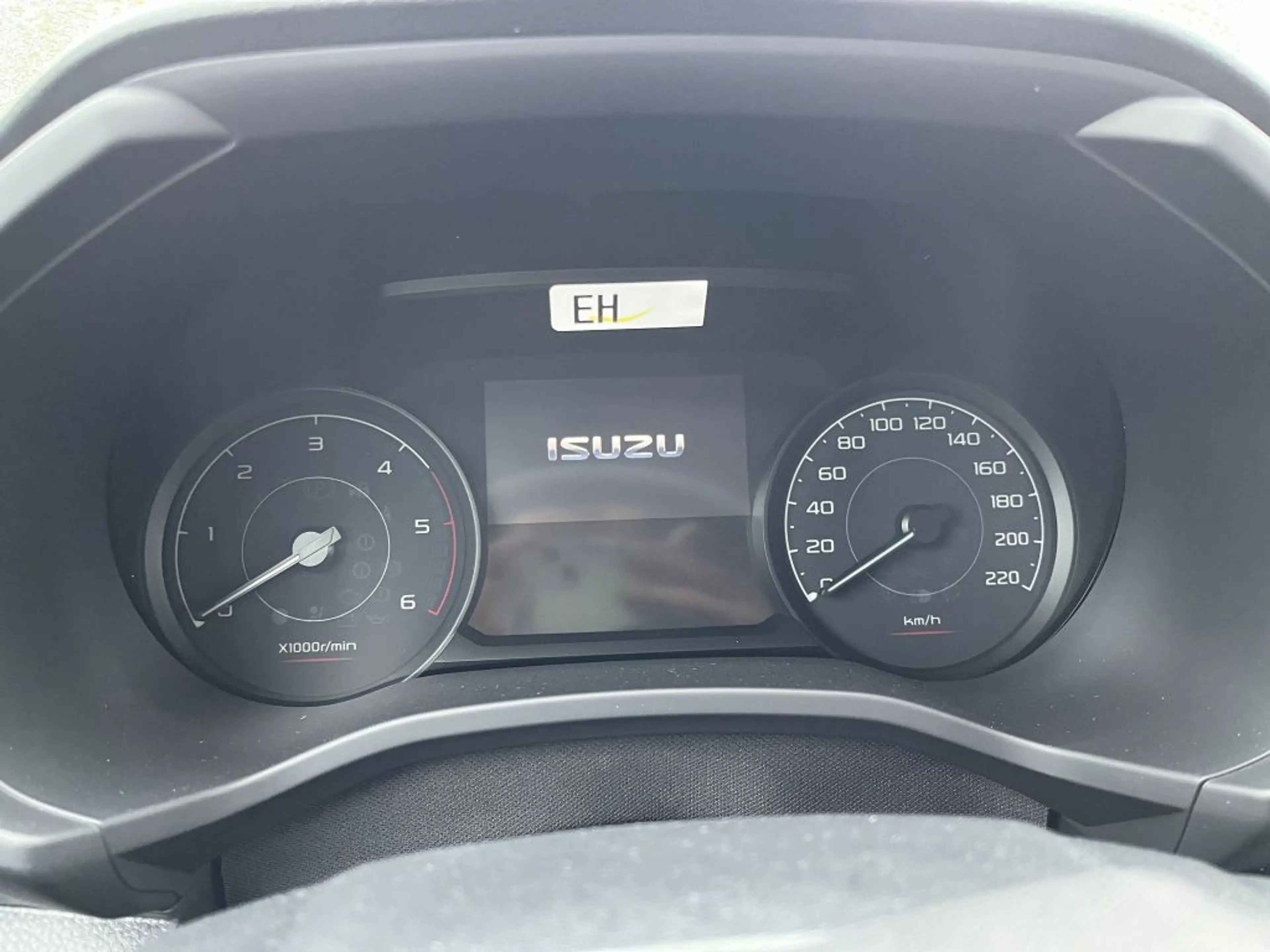 Isuzu D-Max Double Cab 4WD Autm. LSE — photo 5