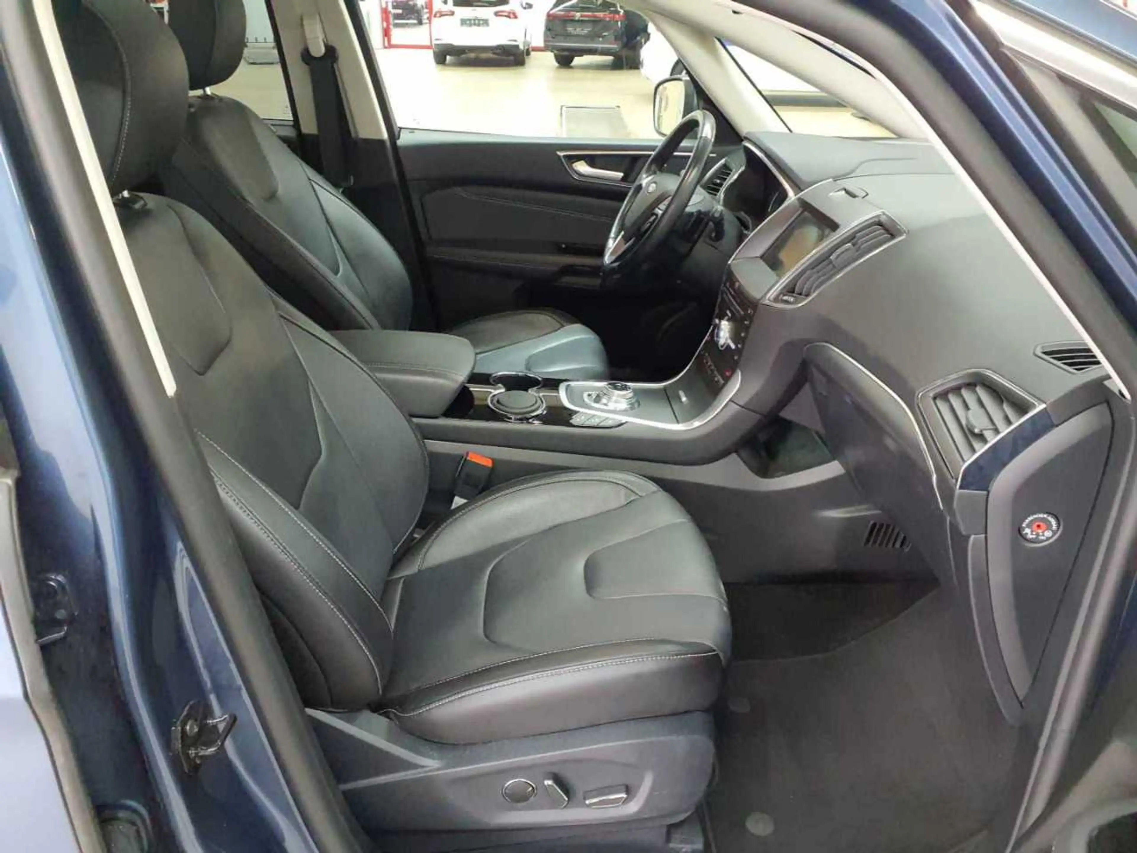 Ford S-Max S-Max 2.0 EcoBlue Aut. TITANIUM AHK KAM — photo 7