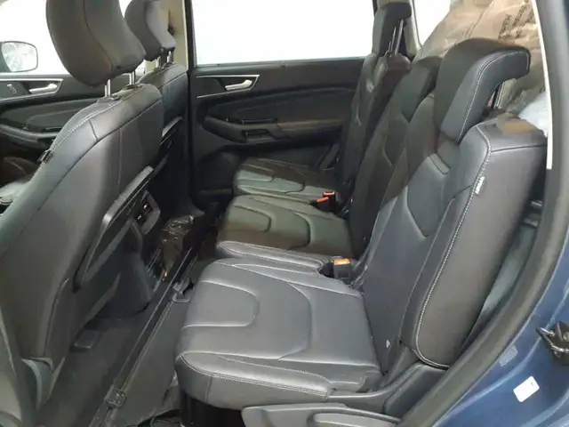 Ford S-Max view 14