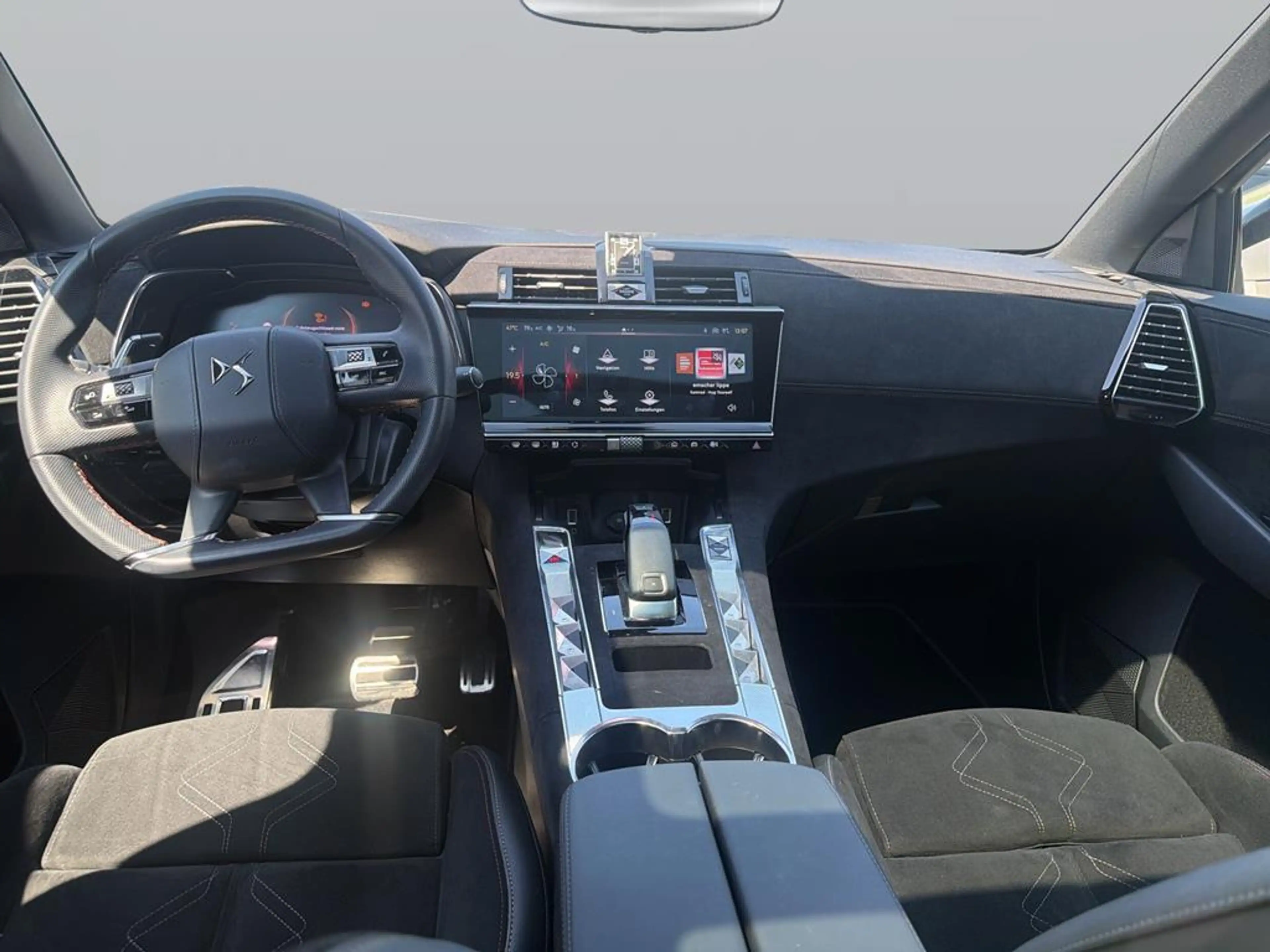DS Automobiles DS 7 Performance Line+ Blue HDI 130 — photo 10