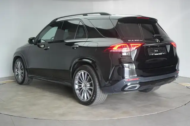 Mercedes-Benz Gle Class view 4
