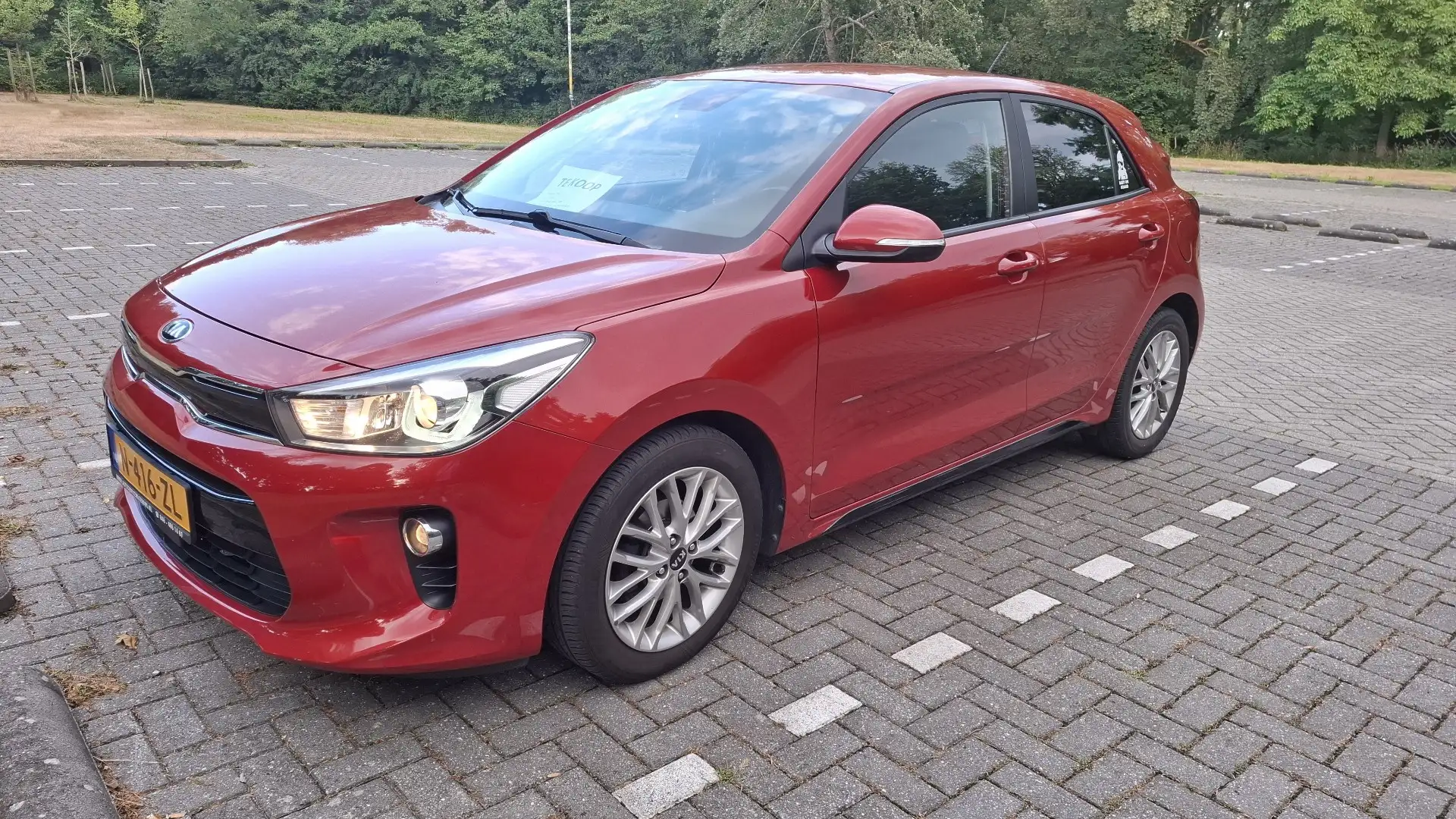Kia Rio 1.4 Spirit Roşu - 2