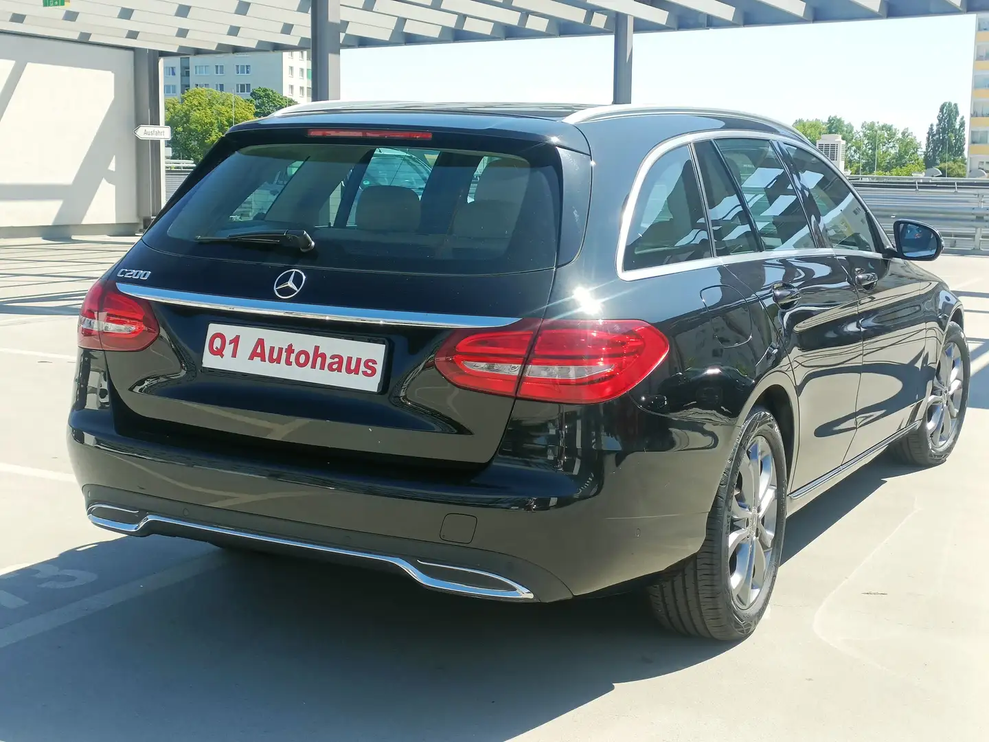 Mercedes-Benz C 200 C 200 T AVANTG. 9G/LED/LEDERBEIGE/AMB/SHZ/TOTW/AHK Schwarz - 2