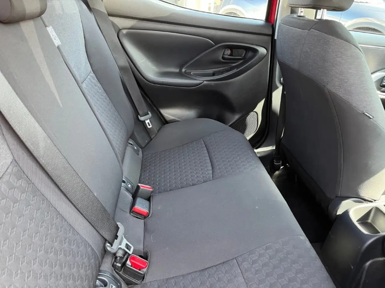 Toyota Yaris Team Deutschland 1,5l (125PS) 6-Gang inkl. Winterr, миниатюра 19