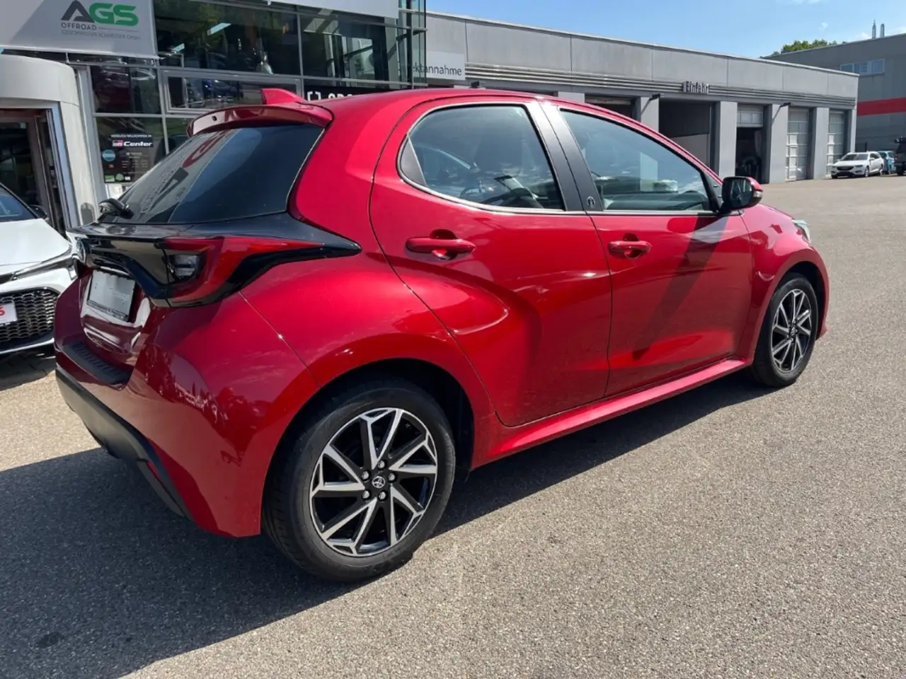Toyota Yaris Team Deutschland 1,5l (125PS) 6-Gang inkl. Winterr, миниатюра 4
