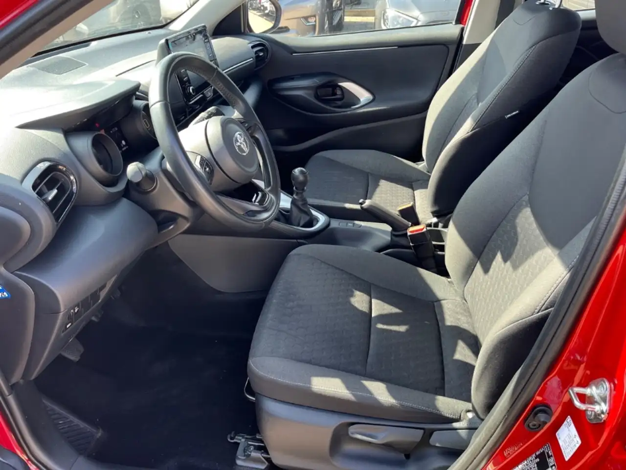 Toyota Yaris Team Deutschland 1,5l (125PS) 6-Gang inkl. Winterr, миниатюра 12