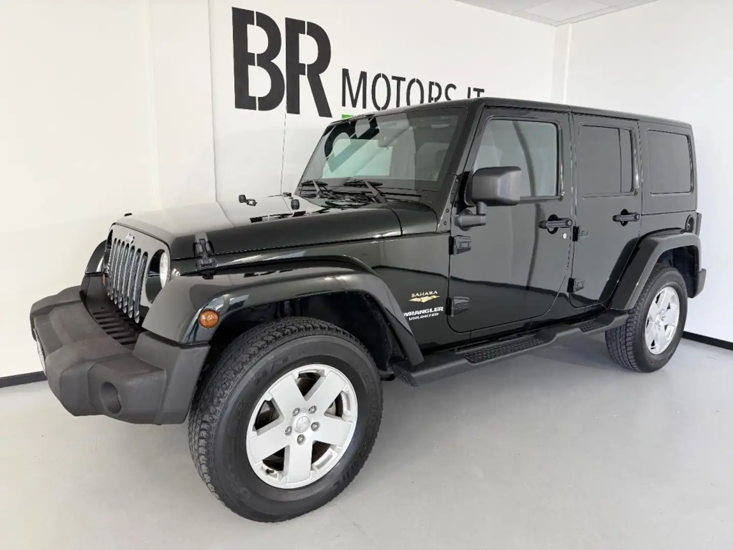 Jeep Wrangler Unlimited 2.8 CRD DPF Sahara Vert - 1