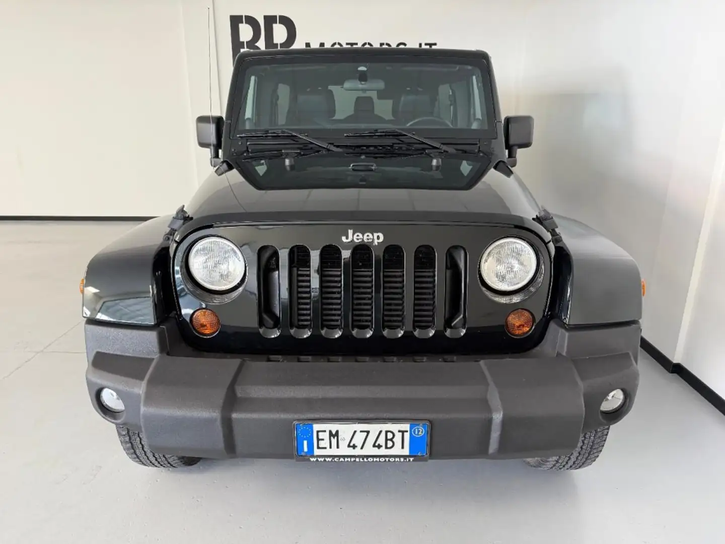 Jeep Wrangler Unlimited 2.8 CRD DPF Sahara Vert - 2