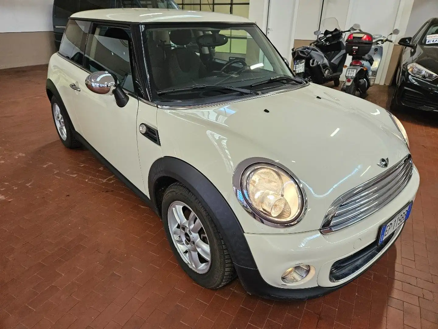 MINI One 1.6 16V One (55kW) Bianco - 2