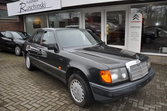 Mercedes-Benz 250 250 D W124