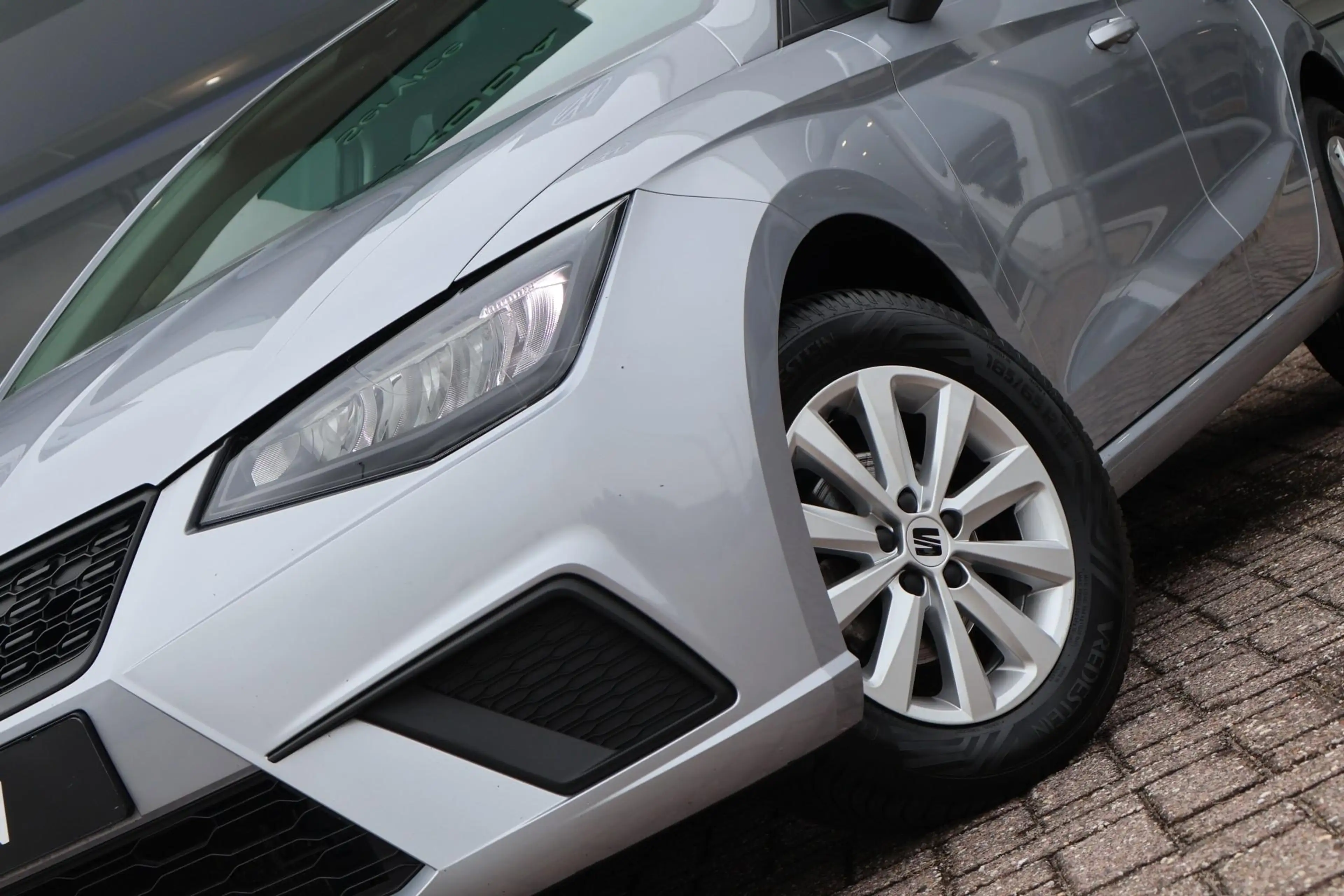 SEAT Ibiza 1.0 EcoTSI 95pk Style | Carplay | PDC | DAB Radio — photo 15