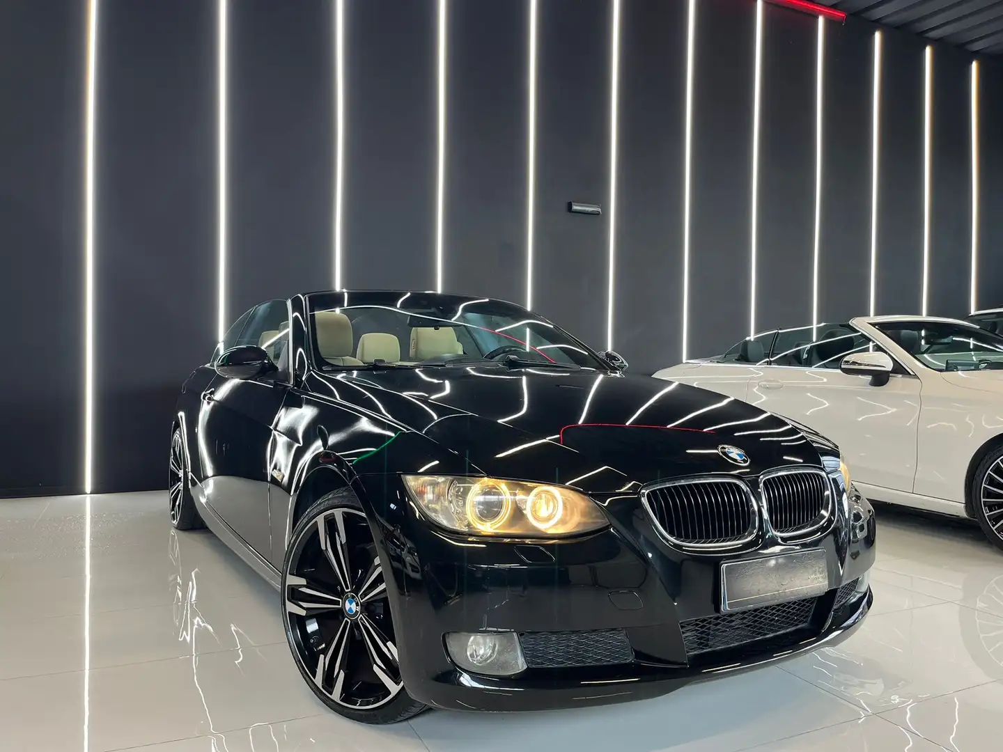 BMW 320 320d Cabrio Futura Argento - 1