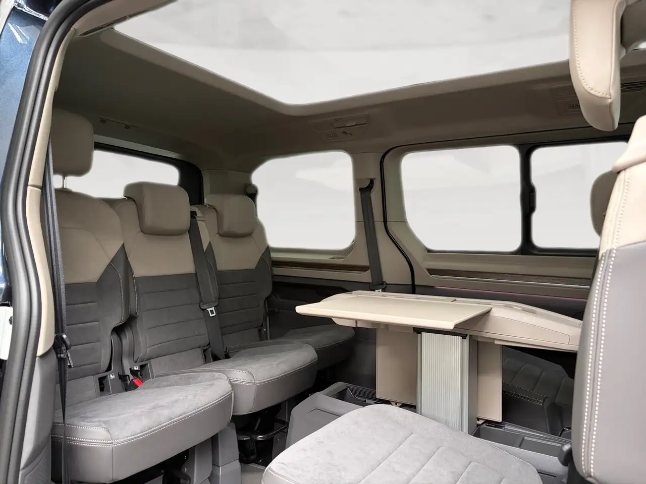 Volkswagen T7 Multivan 2026 — фото 13