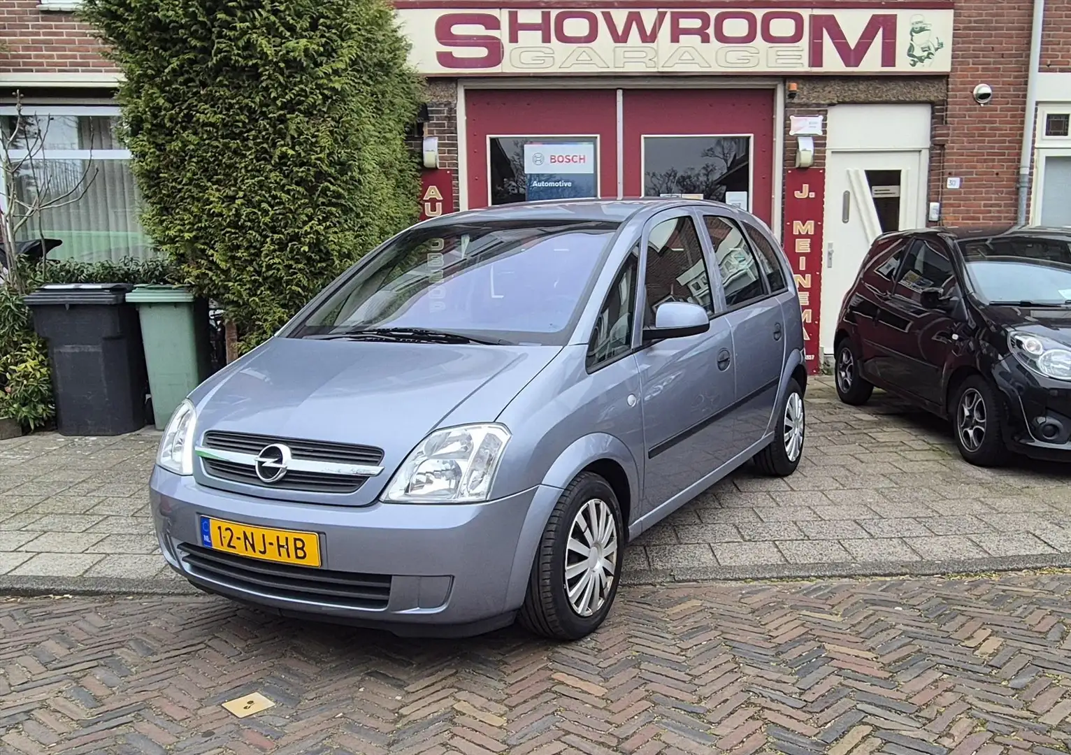 Opel Meriva 1.6 16V EASYTRONIC Grau - 1