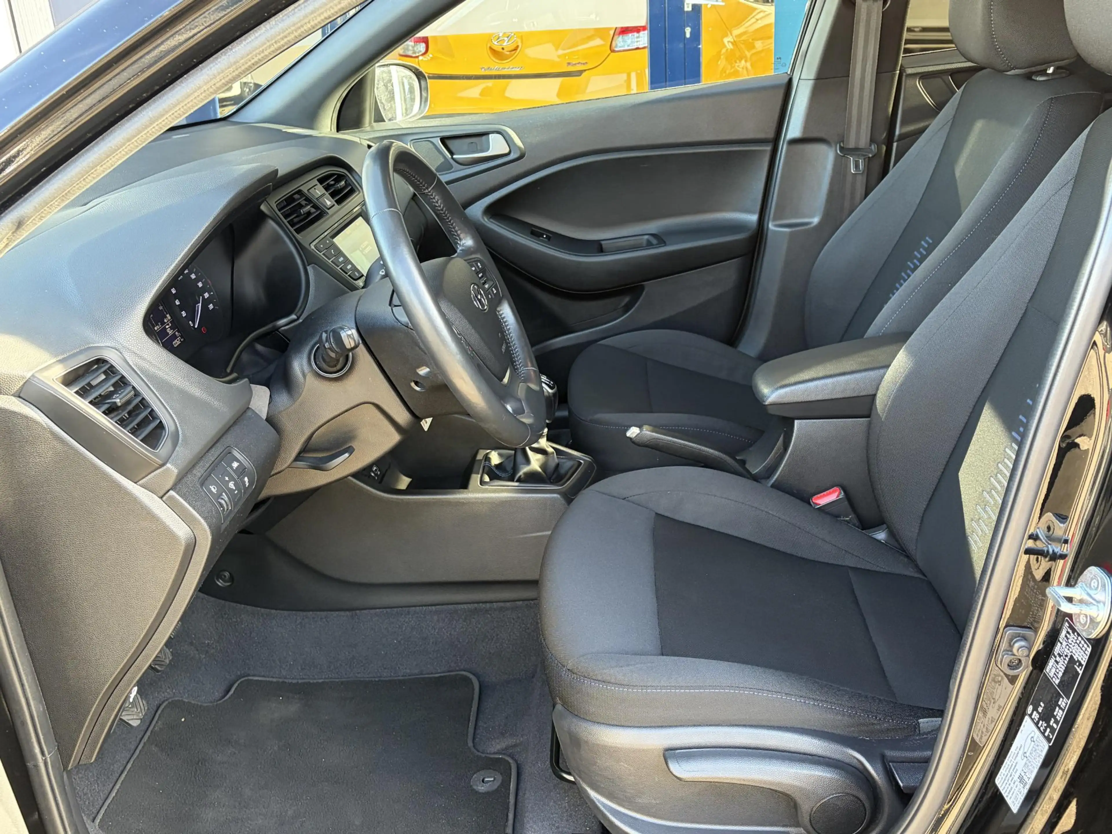 Hyundai i20 1.0 T-GDI Essence / Cruise-Control / Airco / DAB R — photo 11