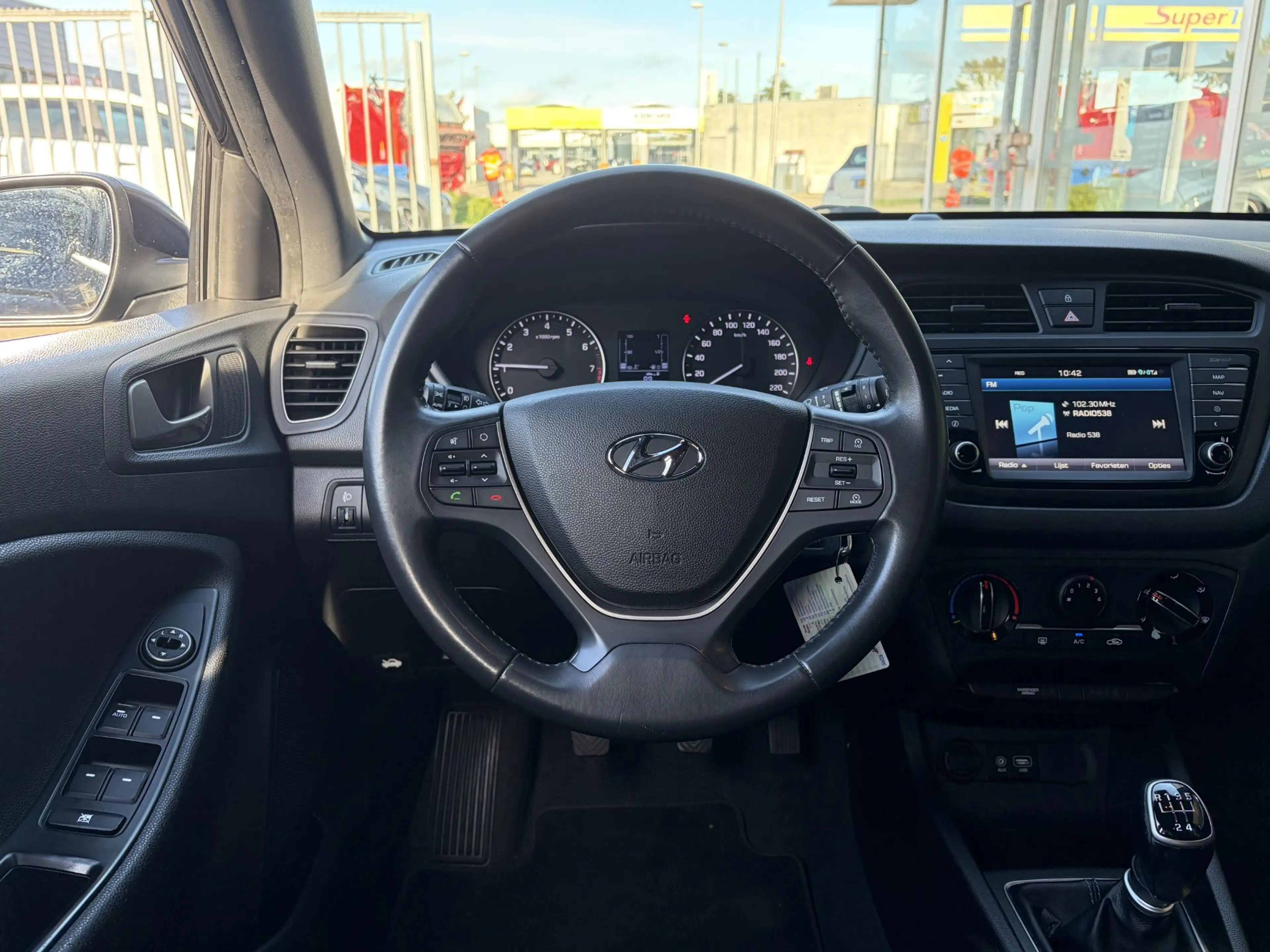 Hyundai i20 1.0 T-GDI Essence / Cruise-Control / Airco / DAB R — photo 15