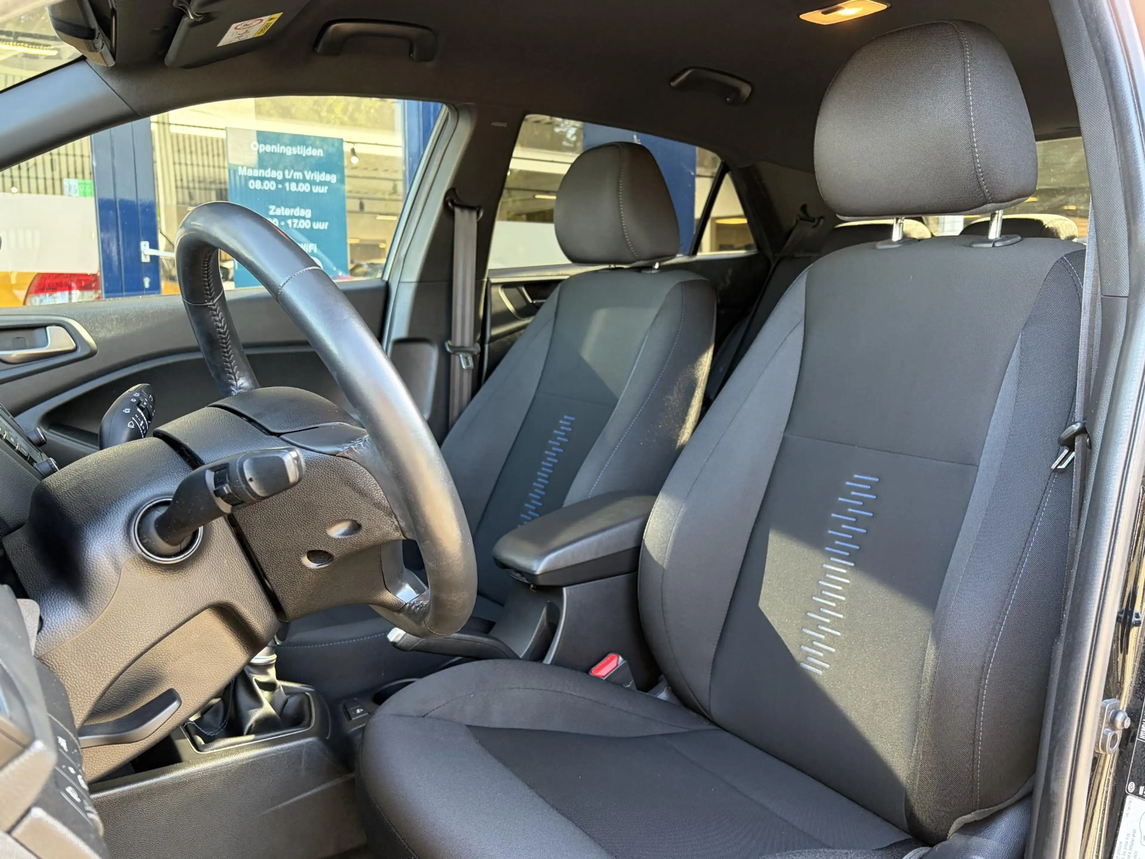 Hyundai i20 1.0 T-GDI Essence / Cruise-Control / Airco / DAB R — photo 12