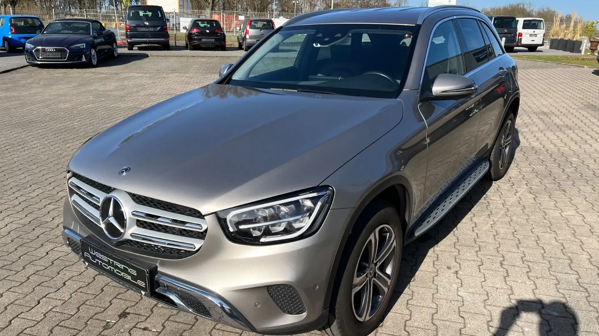 Mercedes-Benz GLC 220 d 4Matic (253.915) Erstbesitz,Scheckheft Argent - 2