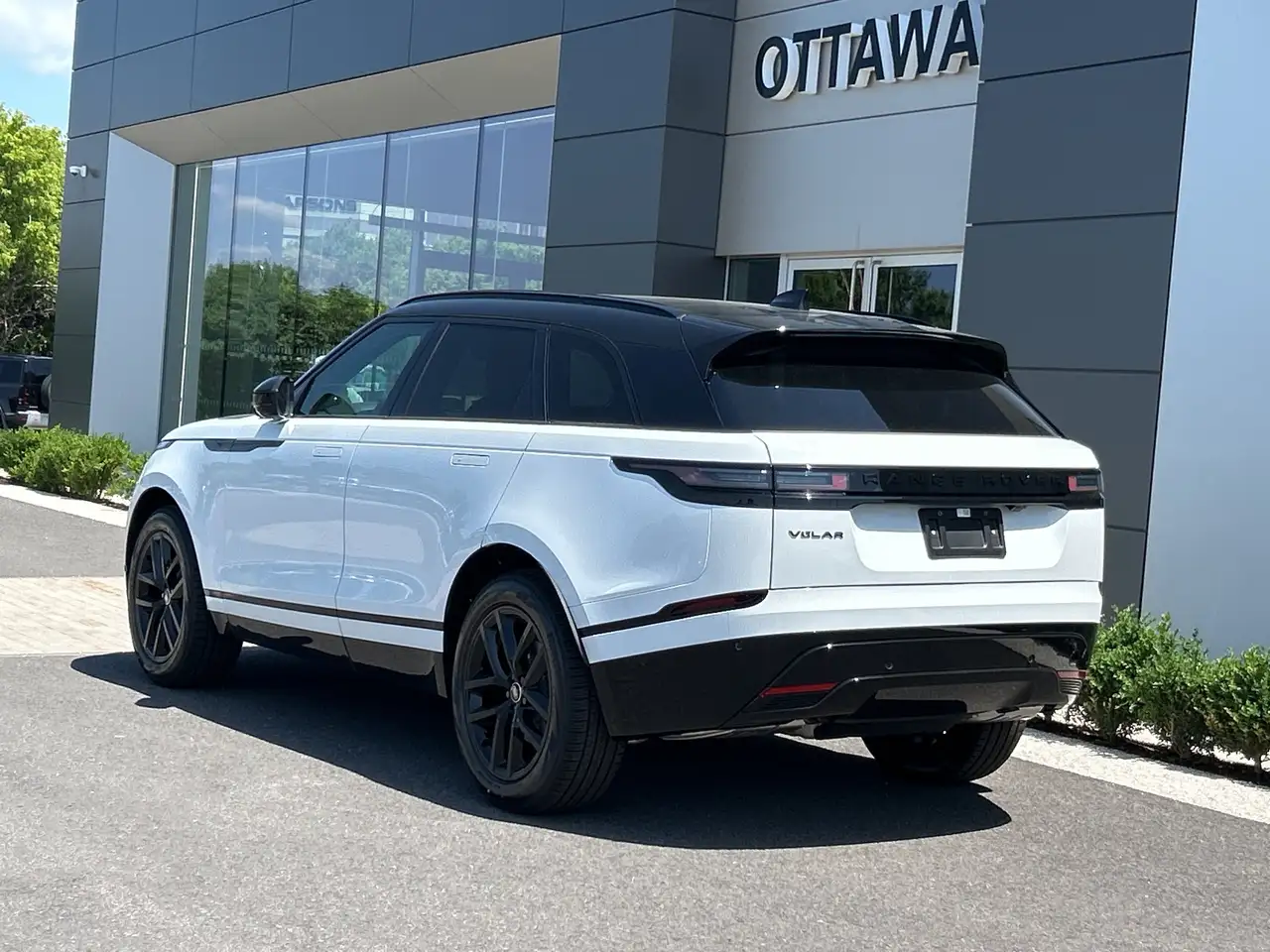 Land Rover Range Rover Velar снимка Land Rover Range Rover Velar