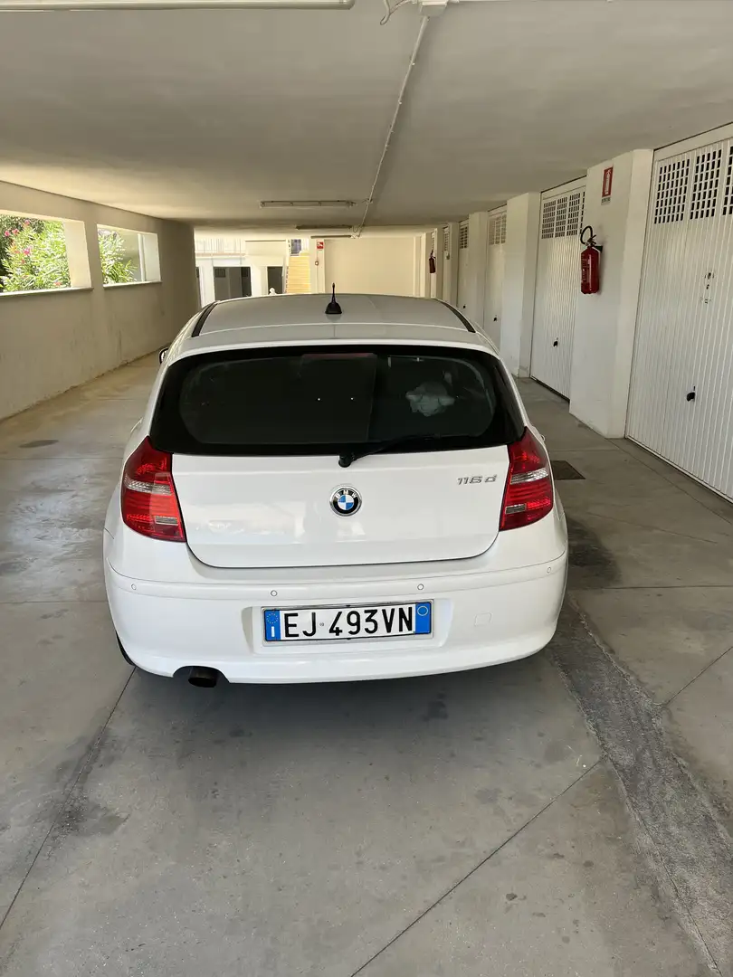 BMW 116 116d 5p 2.0 Eletta 116cv dpf - 1