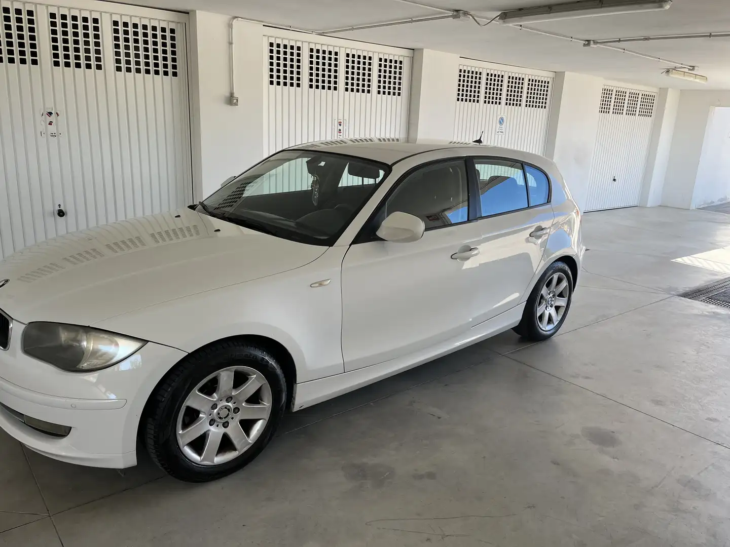 BMW 116 116d 5p 2.0 Eletta 116cv dpf - 2