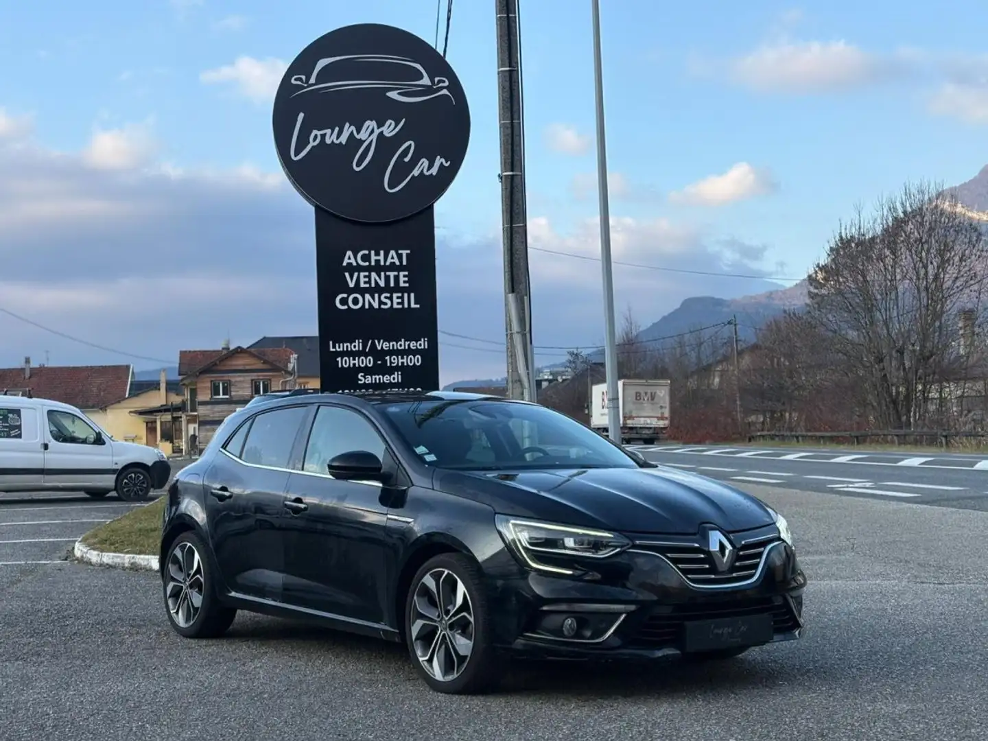 Renault Megane IV BERLINE TCe 130 Energy Intens Noir - 1